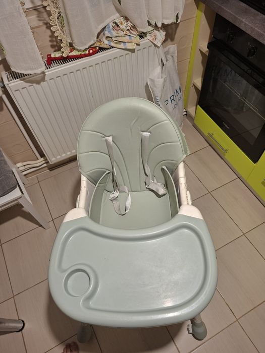 Scaun de masa pentru copii