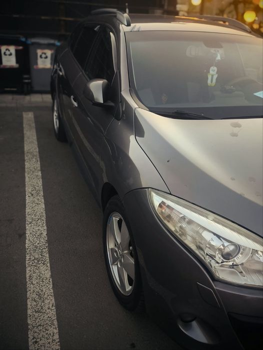RENAULT Megane 2010 — imagine 3