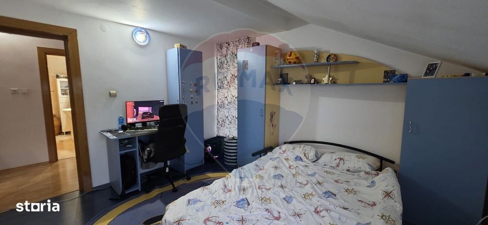 Vila cu 5 camere de vanzare in micro 3 Targoviste