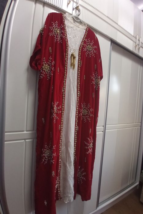 Kuylak abaya sotiladi