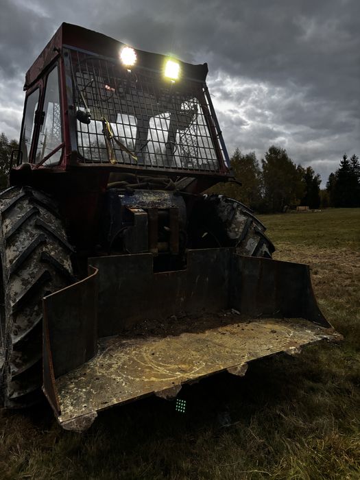 Tractor forestier U651