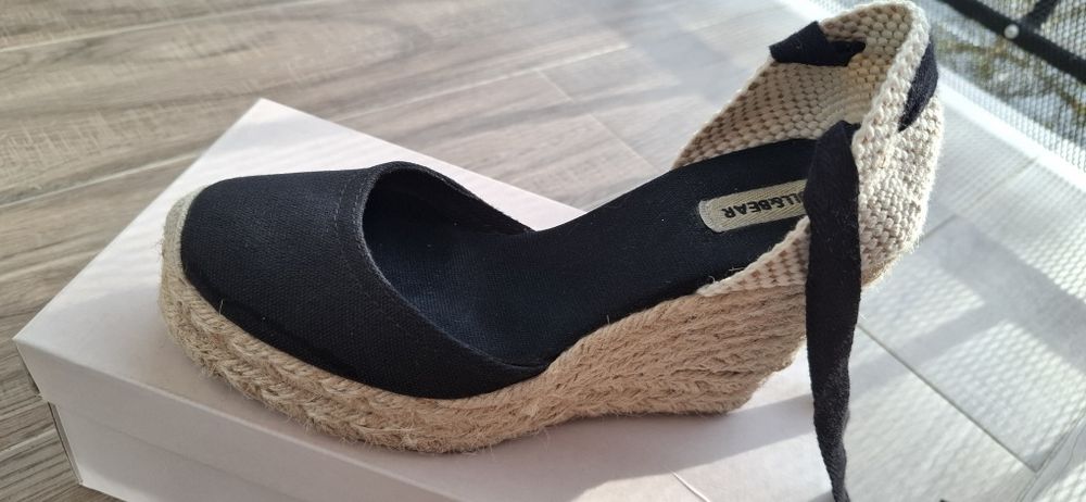 Vand sandale Pull&Bear 37