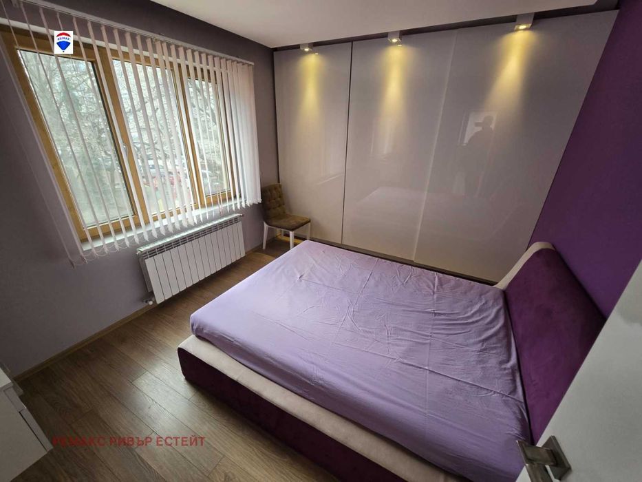 Продава се Тристаен апартамент в Русе, Широк център - 76 кв.м за 1644 €/кв.м - Снимка #5