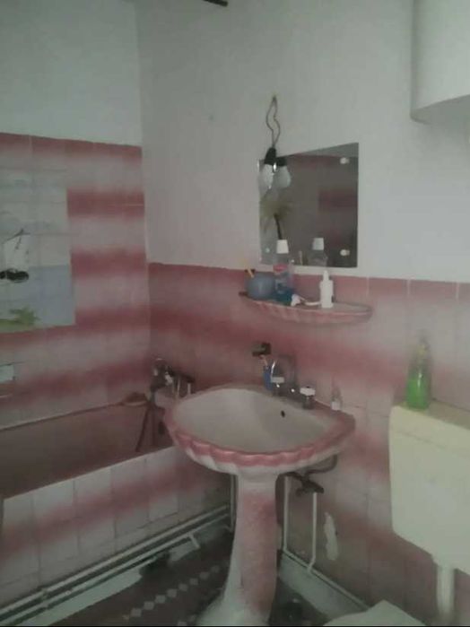 Vand Apartament 2 camere