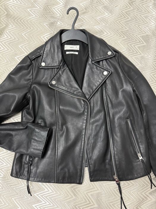 Кожанная куртка от Манго