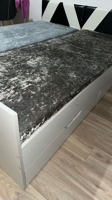 Продам односпальные кровати — 2 шт.