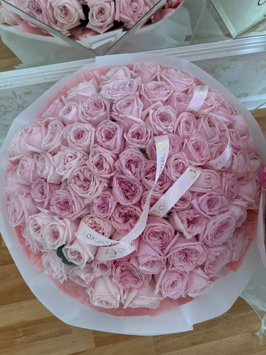 Продам букет цветов за 30