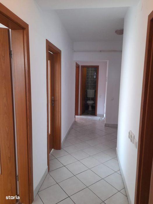Apartament 3 camere in Europa, cu Garaj indiv. zona benzinariei Mol