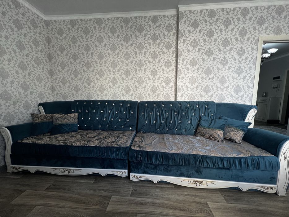 Диван в хорошем состоянии 3,80 м