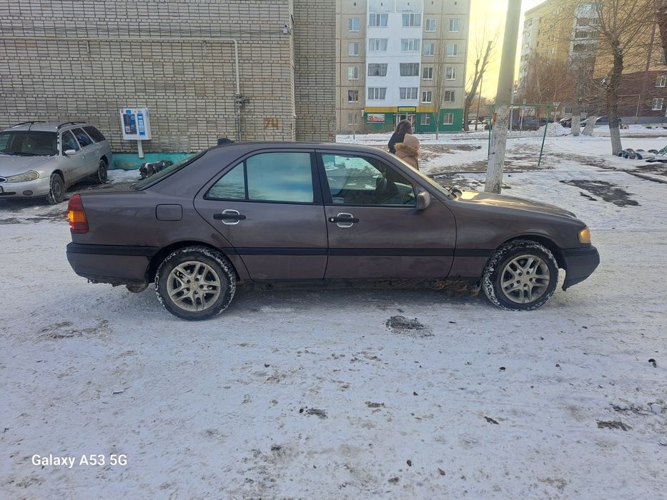 Мерс с180 продам