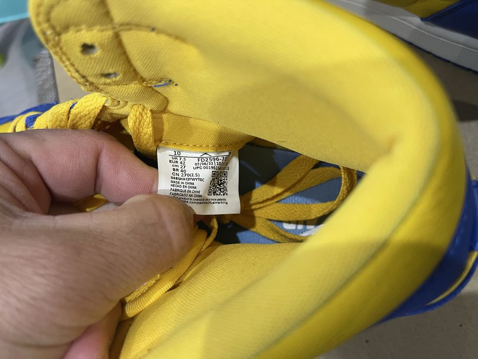 Nike Air Jordan 1 Retro High OG Reverse Laney Yellow NBA LeBron Kobe