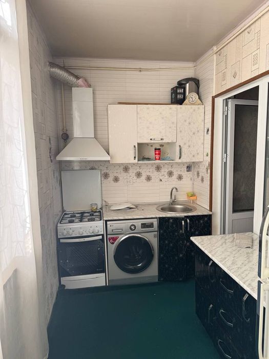 Аренда себзор 1 хона 2 хона қилинган 1 этаж 500у,е