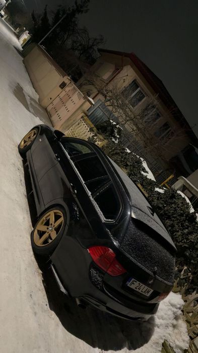 BMW e91 318d 143cp 2010