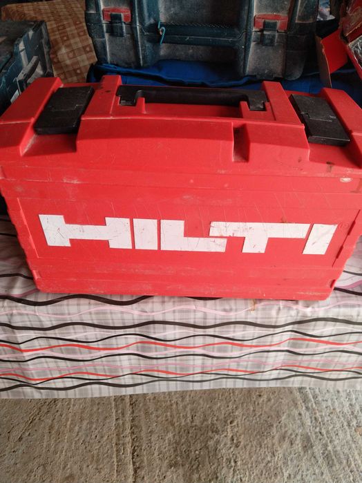 Ротационен лазерен нивелир Hilti