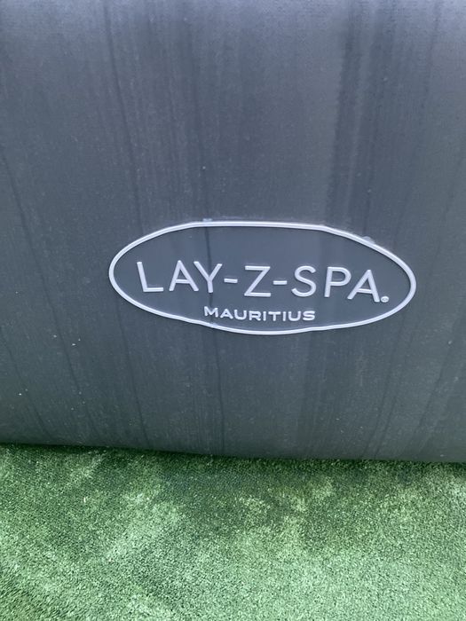 Jacuzzi LAYZ SPA