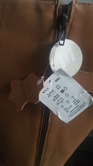 Vand cizme de piele.Sunt noi , comode si f frumoase