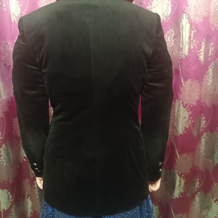 Продается велюровый пиджак