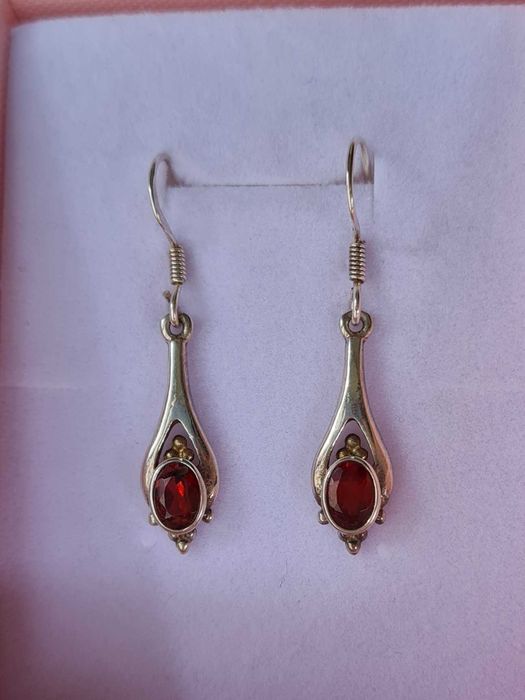 Cercei argint cu granat natural