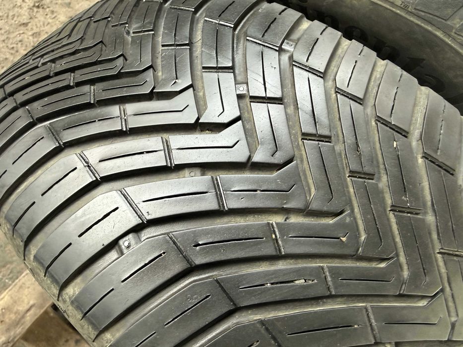 2x Anvelope All Season 235/55 r17 M+S - Continental AllSeasonContact