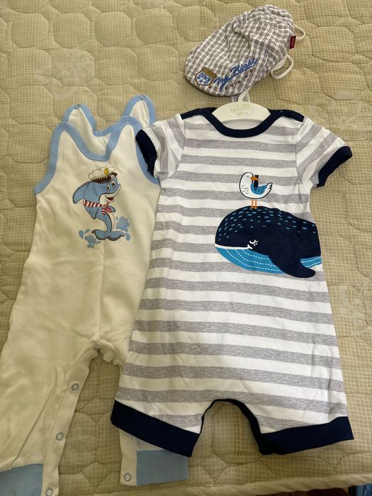 Бодики на грудничка 3-4 месяца, 10 месяцев и на 1 годик