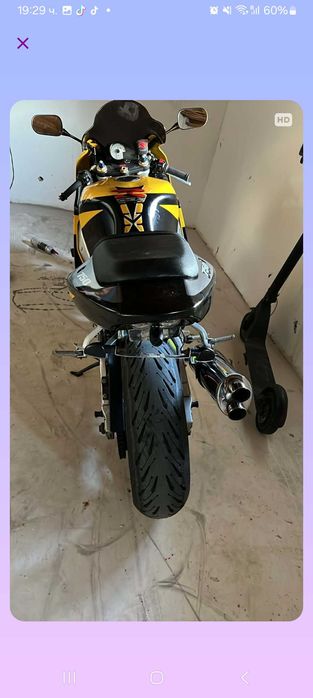 Модел: Suzuki GSX-R 750 K2 ​Година на производство: 2002 г. ​Кубатура: 749 кубика ​Мощност: 141 к.с. (Инжекцион) ​Скоростна кутия: Ръчна, 5-степенна