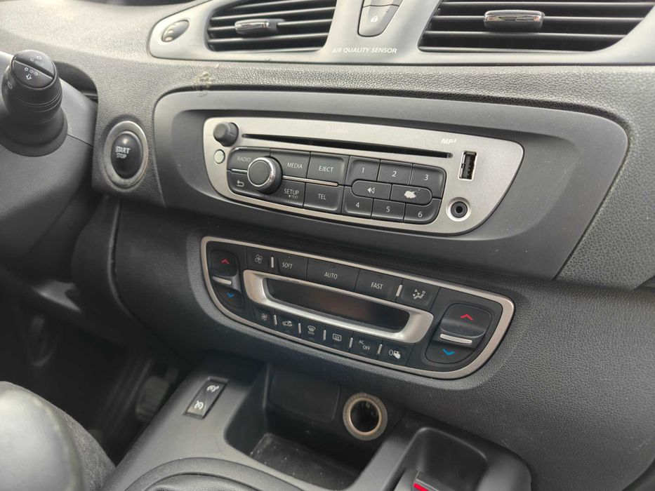 Renault Grand Scenic III 1.6 dCi 5 locuri 2012