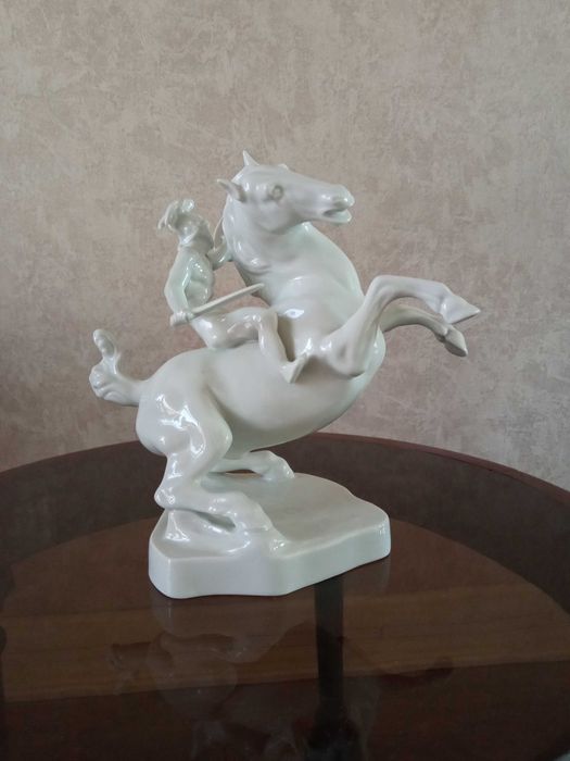 Статуэтка Победителя. HEREND