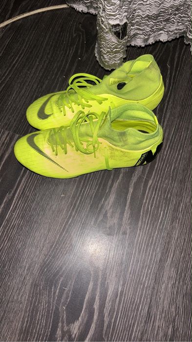Ghete de fotbal profesionale