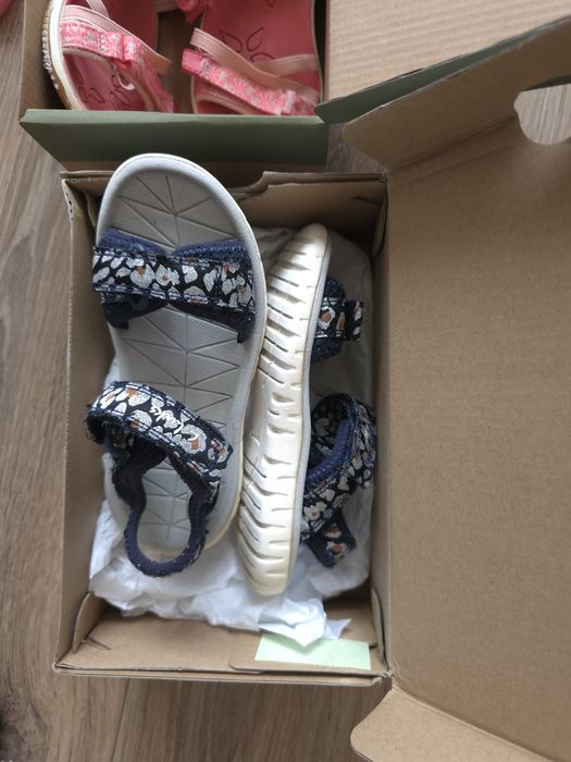 Детски обувки keen, next, George,h&m, columbia