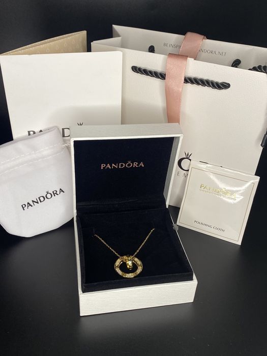 Pandora подарки