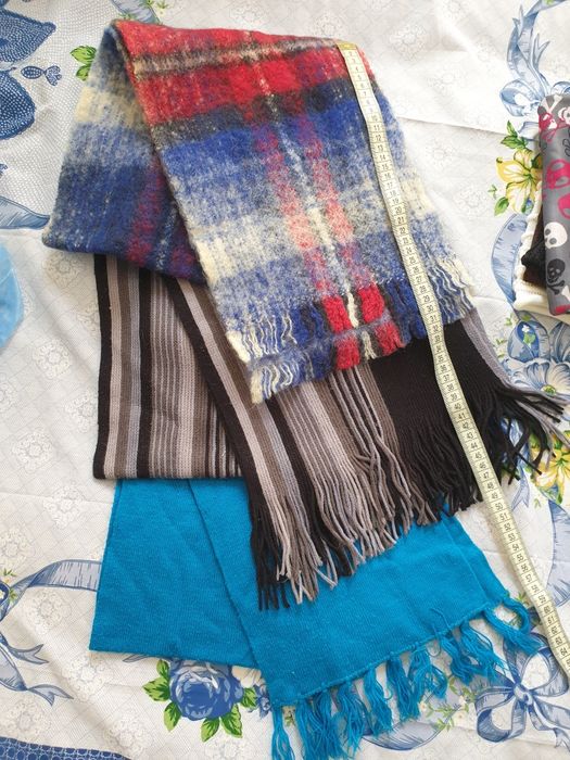 Шарфы и платки тонкие