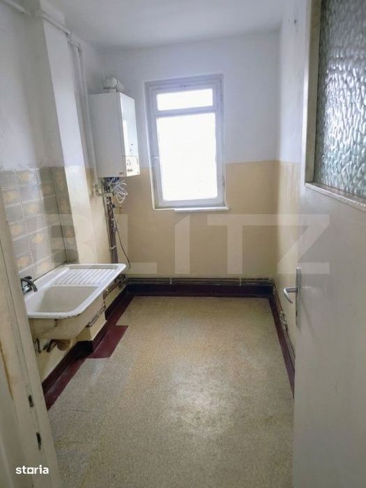 Apartament 3 camere, 48 mp, zona Sud-Est