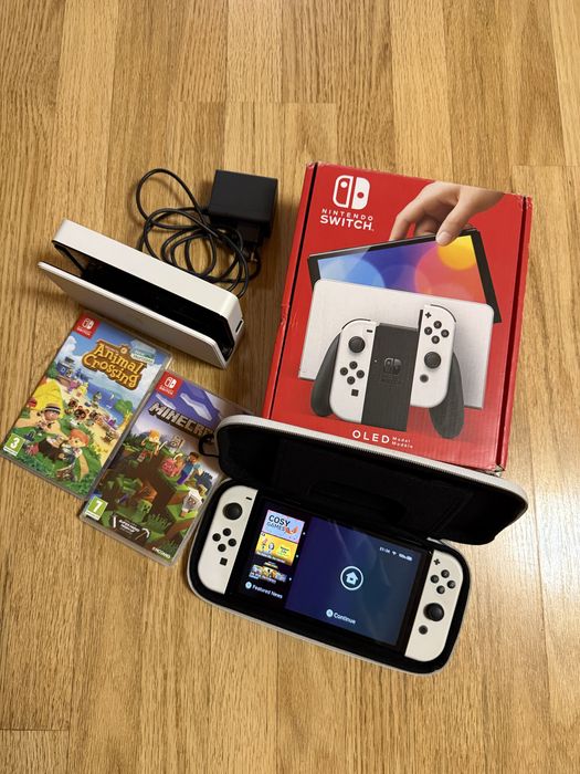 Consola NINTENDO Switch OLED White Carry Case Bundle
