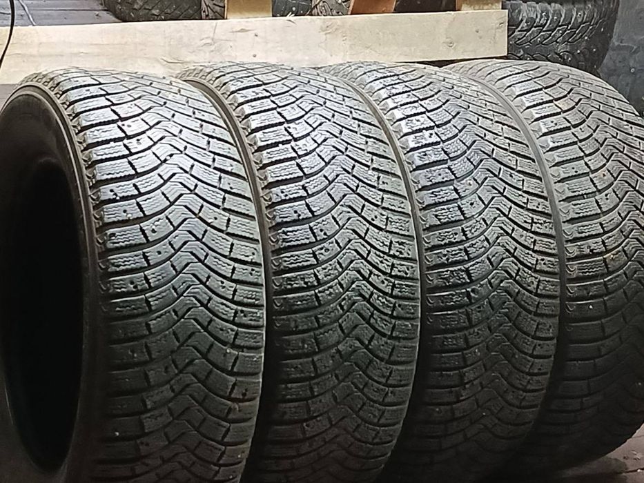 265/60/R18 комплект зима