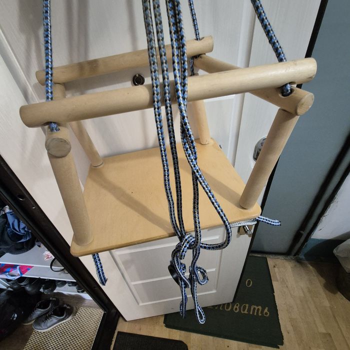 Продам.     качель