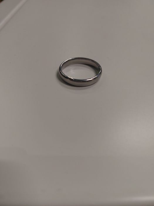 Пръстен от стомана