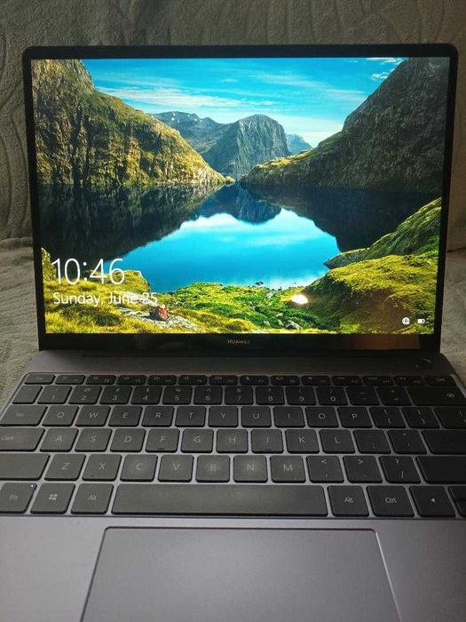 Vând laptop Huawei MateBook – AMD Ryzen 5