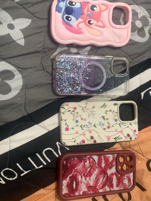 Продам чехлы на айфон