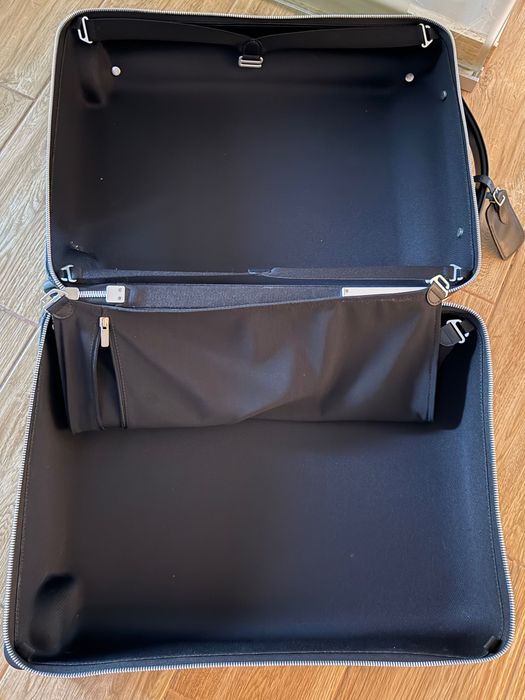 Valiza de mana Louise Vuitton