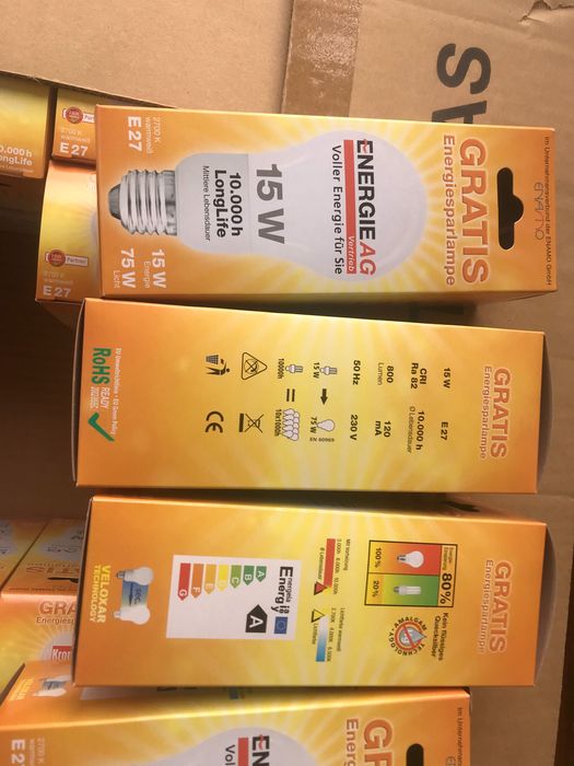 Vand becuri economice 15W, noi