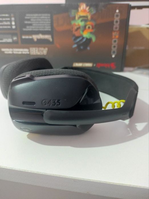 Наушники Logitech G435 Цвет (черный)