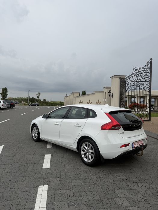Volvo V40 140mii km