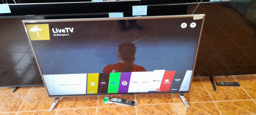LG 55LB630 139 cm 55 Inch 3D Full HD Smart TV