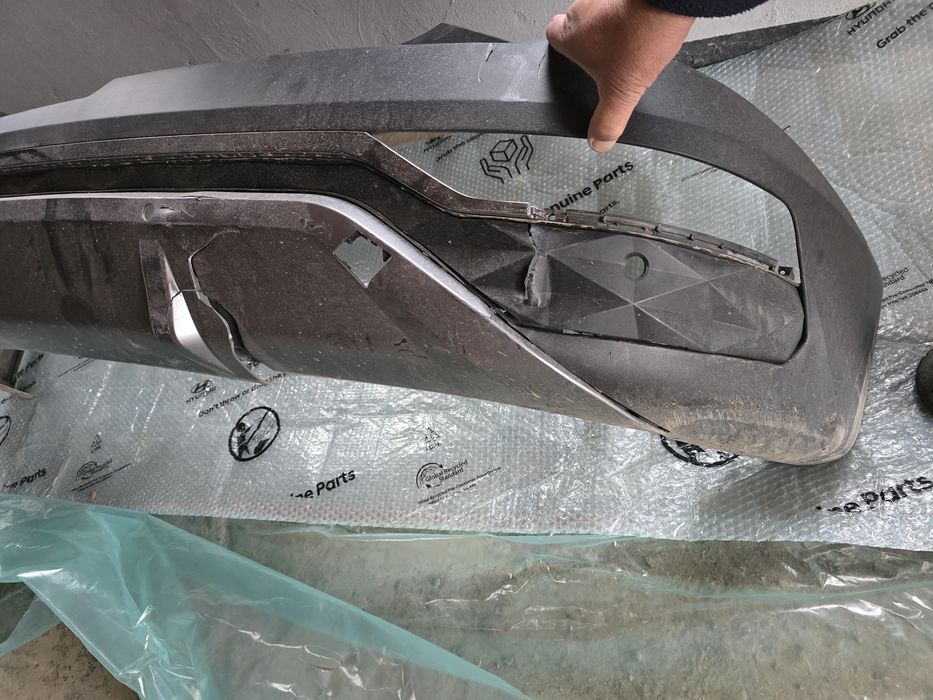 Бампер оригинал