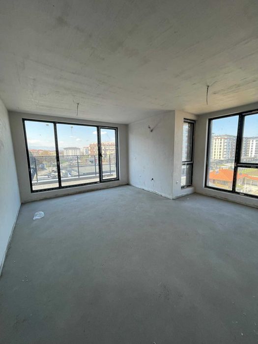 Продава се Четиристаен апартамент в Пловдив, Христо Смирненски - 117 кв.м за 1255 €/кв.м - Снимка #4