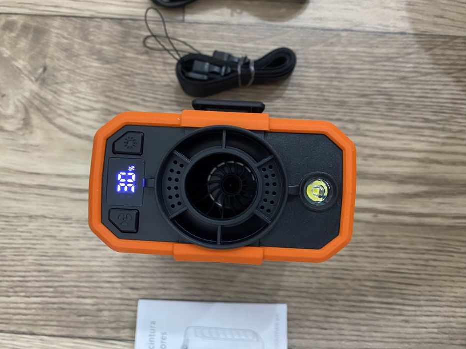 ручной вентилятор и поуер бенк