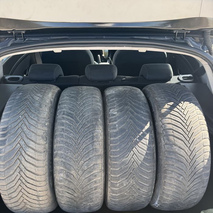 Set Roti Jante cu Anvelope 205/50 R17, 5x114,3 Renault Megane 3,4 ,Talisman,Fluence,Scenic 3,Laguna 3,Latitude,Koleos 1,Kadjar,Duster,Qashqai,Juke