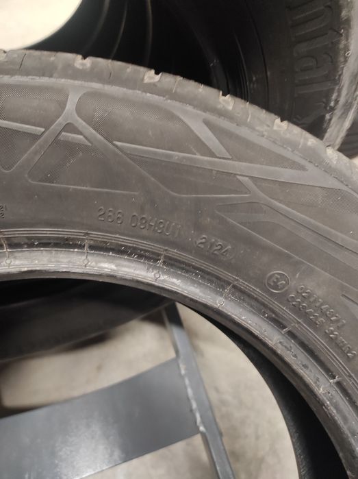 205/60/16 Continental