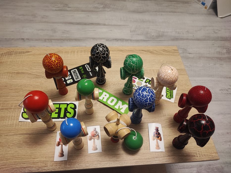 Colecție,Lot 11 Kendama
