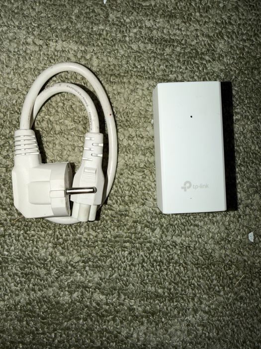Kit rețea Omada TP-Link – 2x access point, CPE outdoor + injector PoE